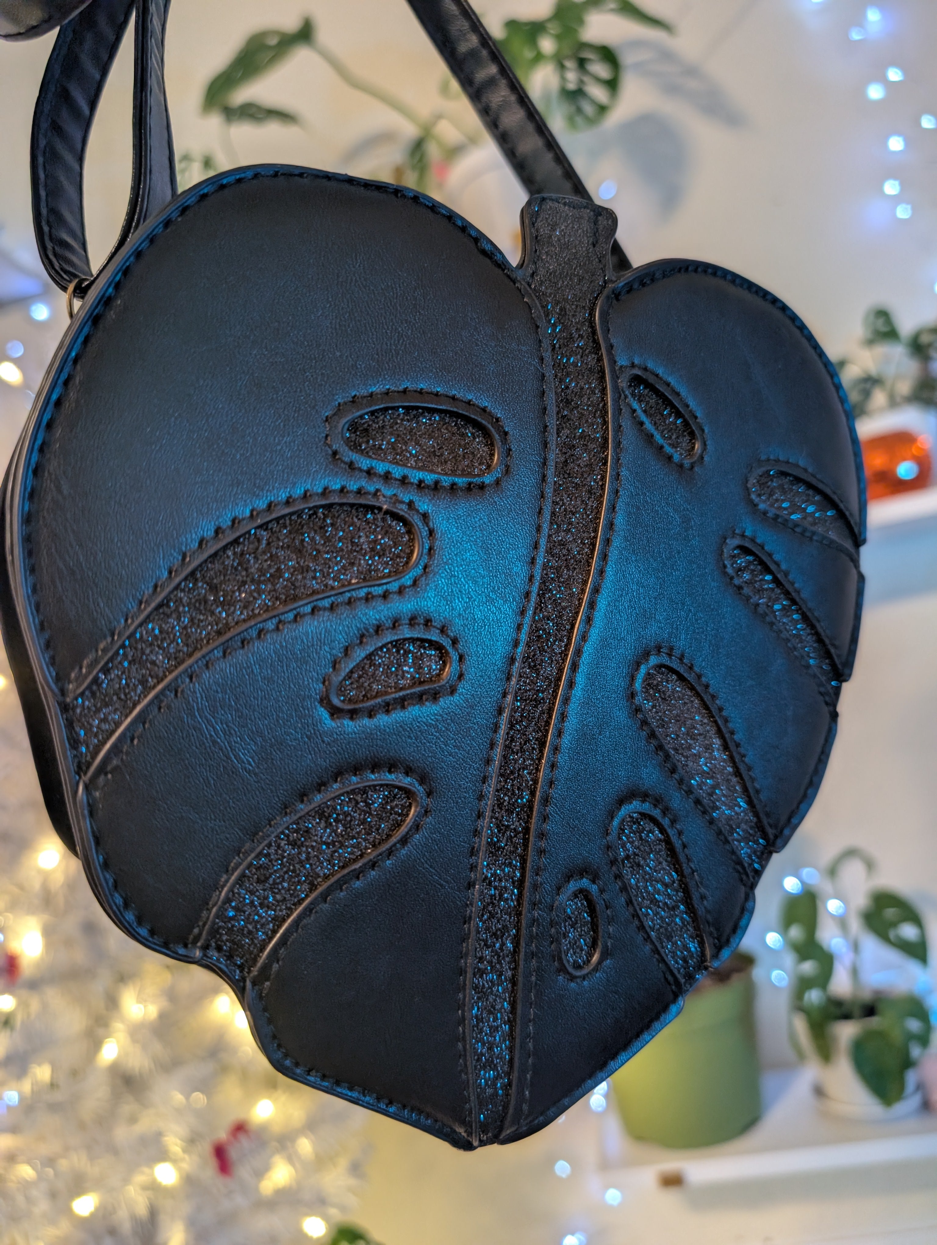 Monstera Leaf Sparkle Purse ✨ image 3