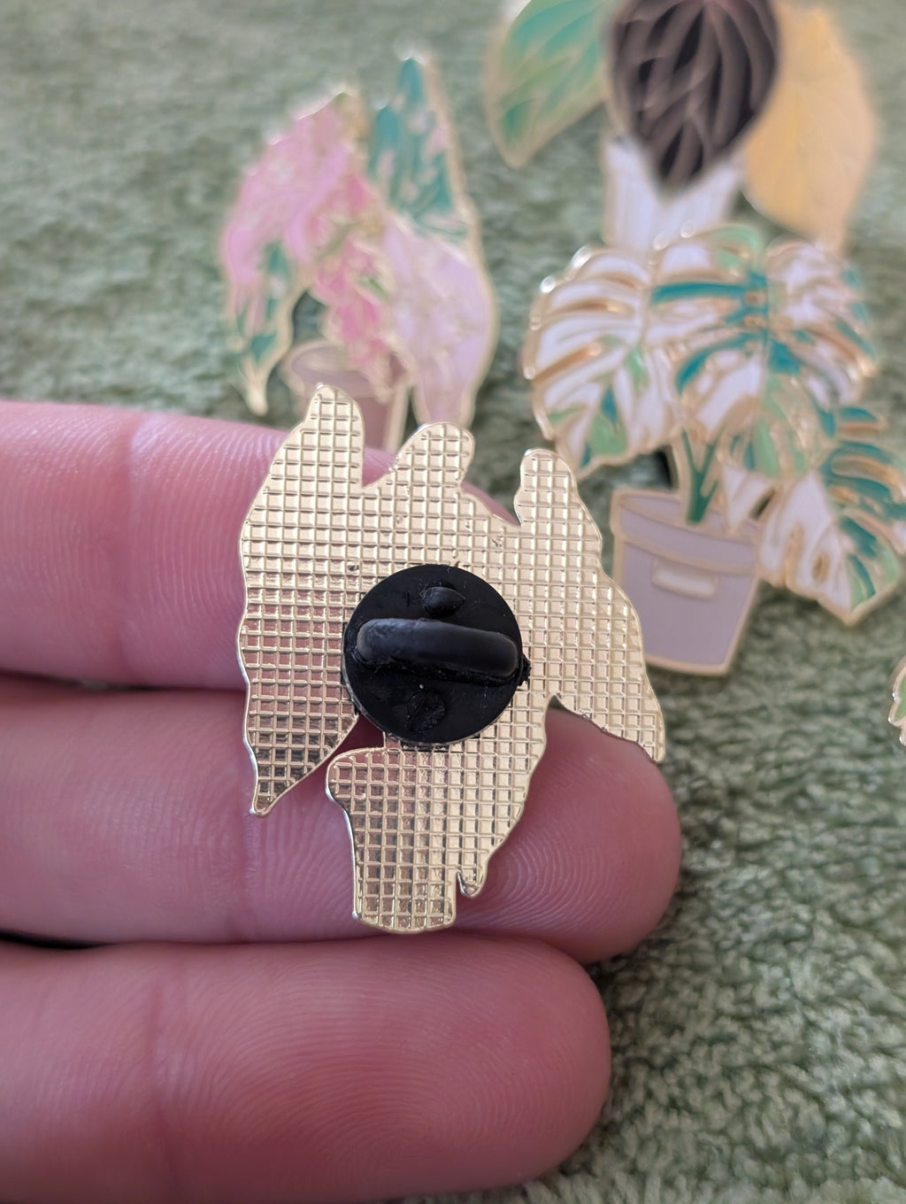 Luxe Leaves Enamel Pins image 7
